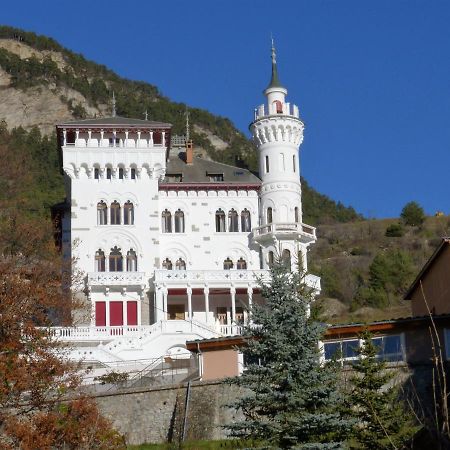Appartement Standing Chateau Des Magnans Jausiers Exterior foto